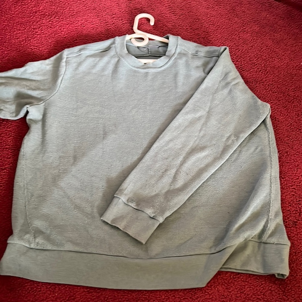🧿Actually Blue target sweater